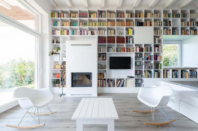 Tips-to-choose-the-bookcase-Cosyhome-Building-Industry-Limited-Cosyhome-cabinet-11